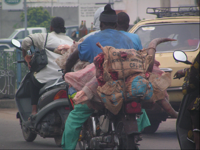 J21 Cotonou004